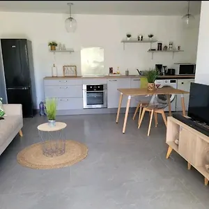 Superbe Cosy Neuf Appartement
